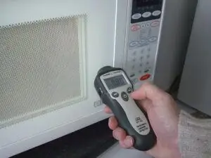Microwave leaking radiation